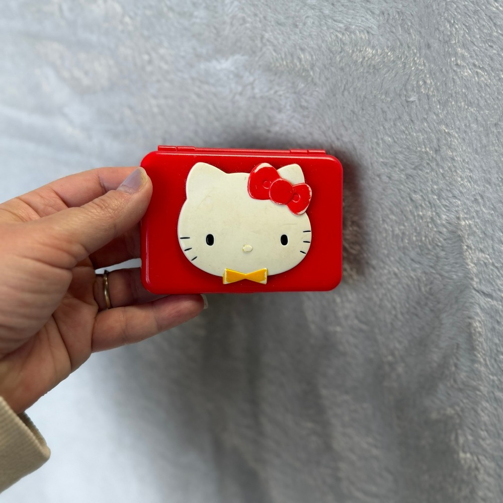 Hello Kitty Red Pocket Calculator 1993 Sanrio Vintage Mini‎ Math Tool
